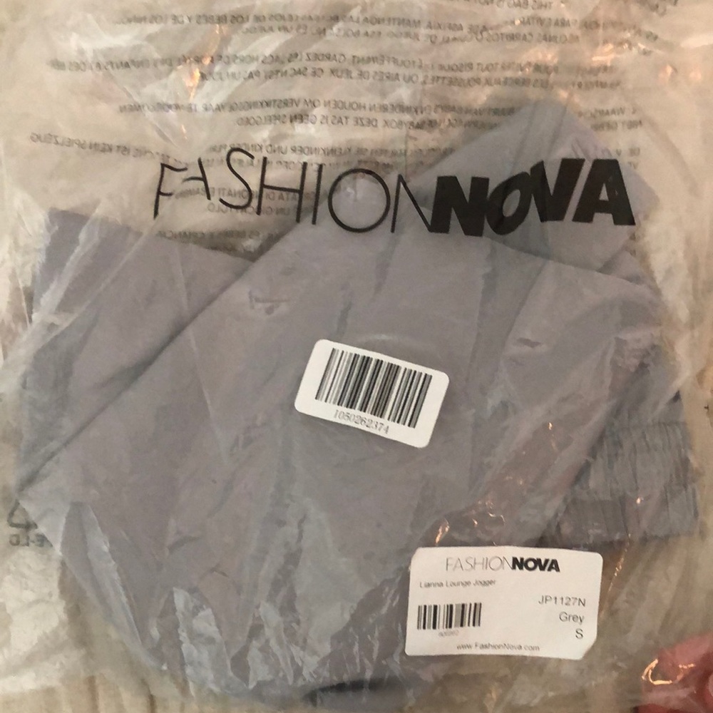 Lianna lounge jogger (from fashion nova)